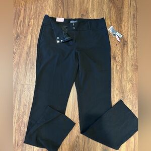 The Limited Black Women's Dress Pants - Mid-rise bootcut. 10T.